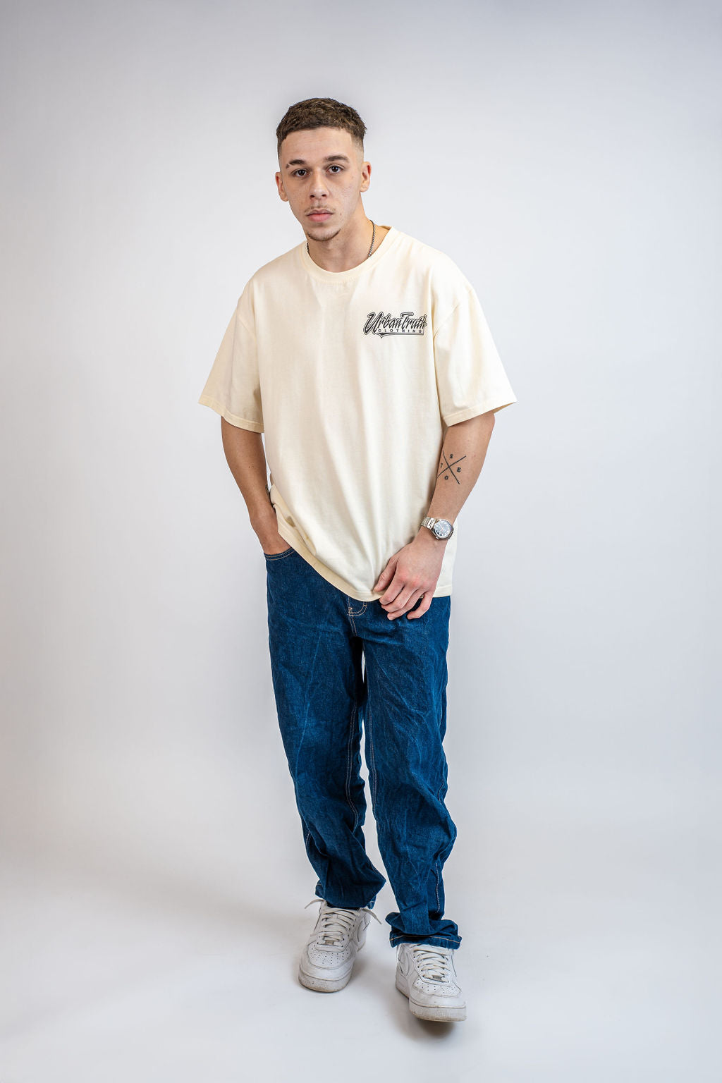 Urban Truth CDJ Tee (cream)