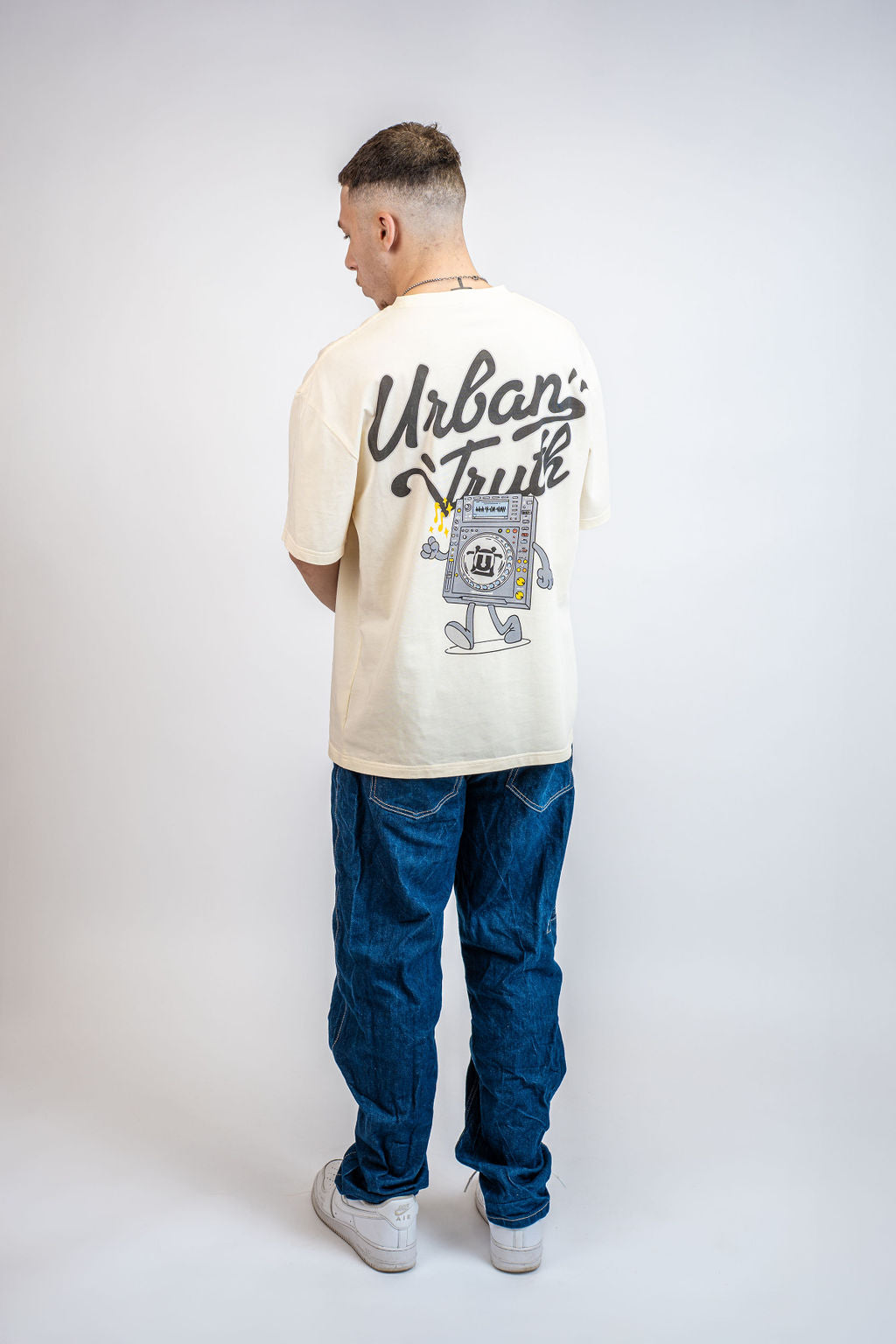 Urban Truth CDJ Tee (cream)